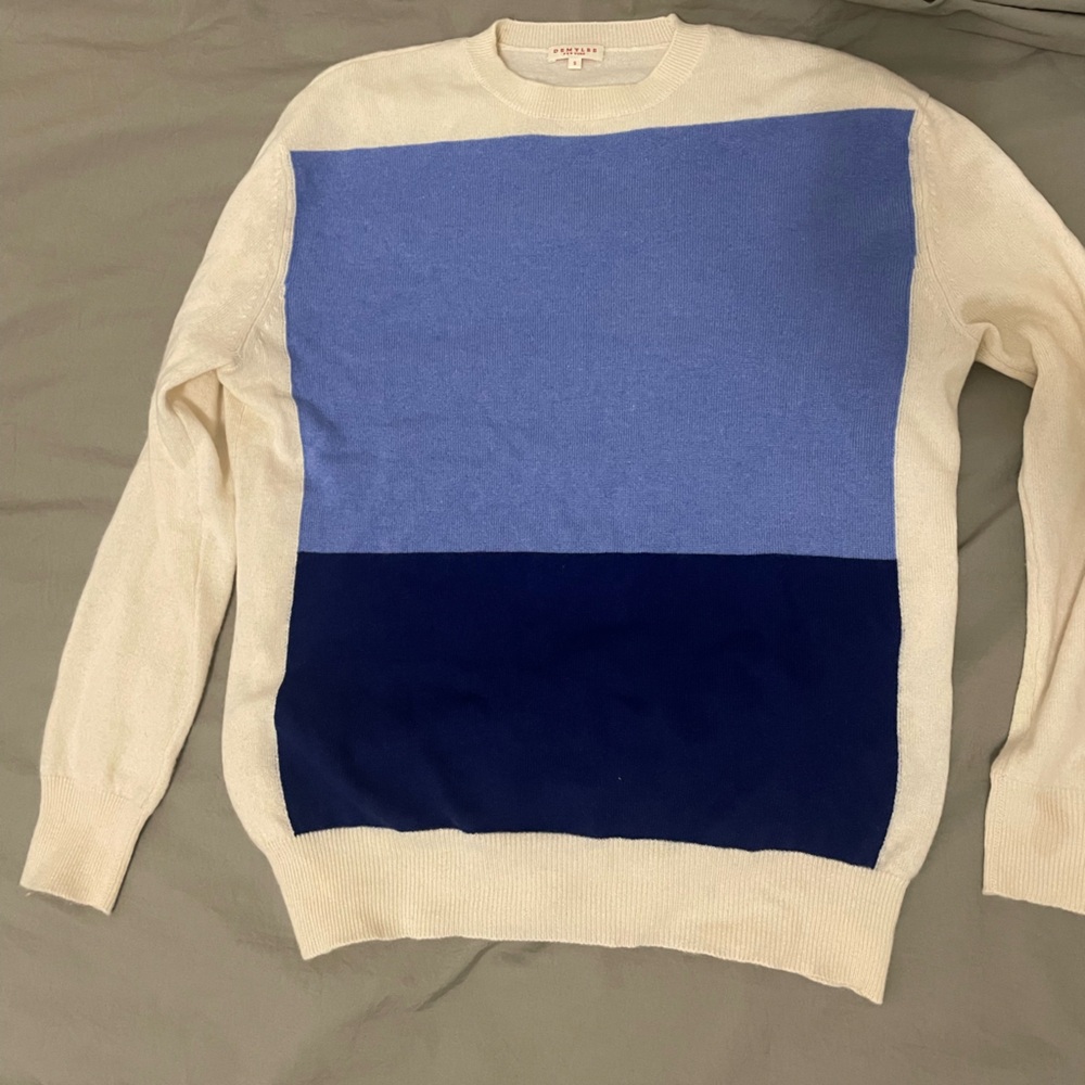 Sold — Demylee 100% cashmere Colorblock Crew Neck Sweater - Cream and Blue
